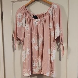 Chic Blush Floral Blouse
